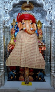 Kalupur Temple Murti Darshan