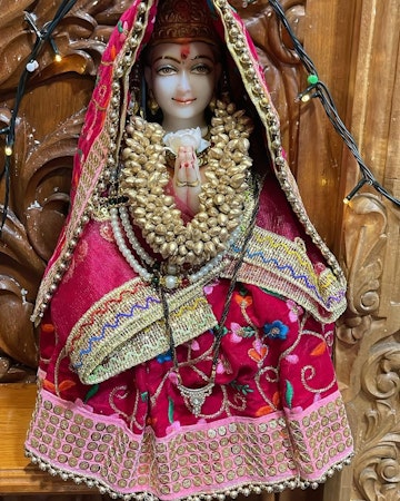 Auckland Temple (ISSO) Murti Darshan