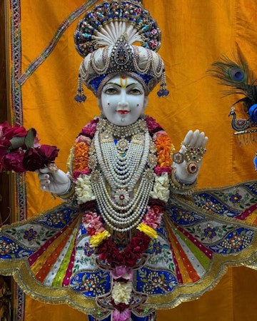 Auckland Temple (ISSO) Murti Darshan