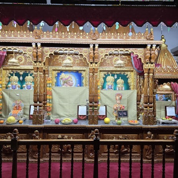 Bolton Temple Murti Darshan