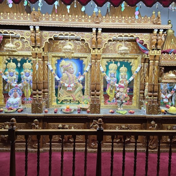 Bolton Temple Murti Darshan