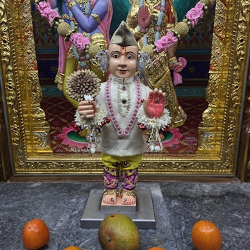 Bolton Temple Murti Darshan