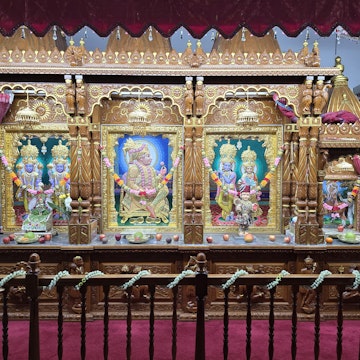 Bolton Temple Murti Darshan