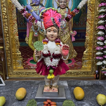 Bolton Temple Murti Darshan