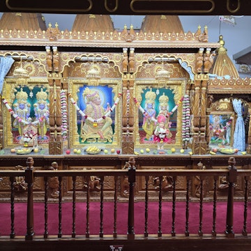 Bolton Temple Murti Darshan