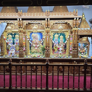 Bolton Temple Murti Darshan