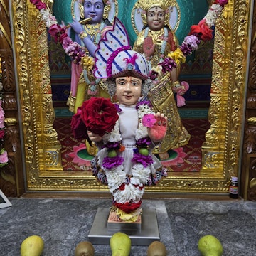 Bolton Temple Murti Darshan