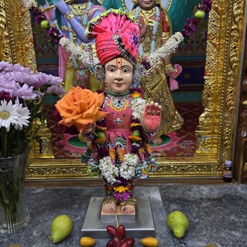 Bolton Temple Murti Darshan