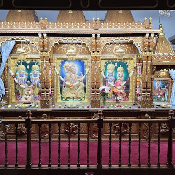 Bolton Temple Murti Darshan