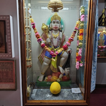 Bolton Temple Murti Darshan