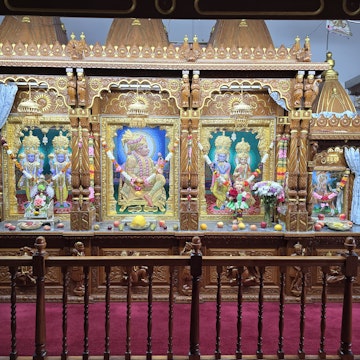 Bolton Temple Murti Darshan