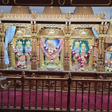 Bolton Temple Murti Darshan