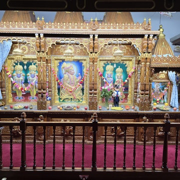 Bolton Temple Murti Darshan