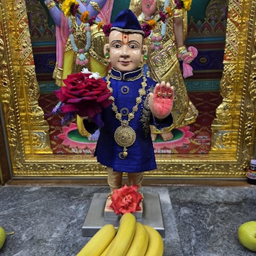 Bolton Temple Murti Darshan