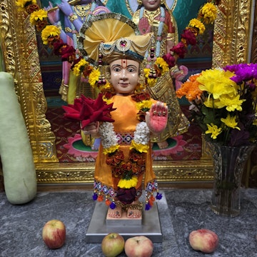 Bolton Temple Murti Darshan