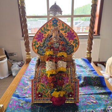 Bolton Temple Murti Darshan