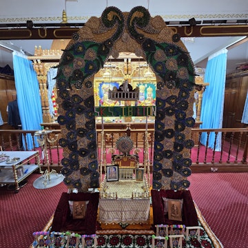 Bolton Temple Murti Darshan