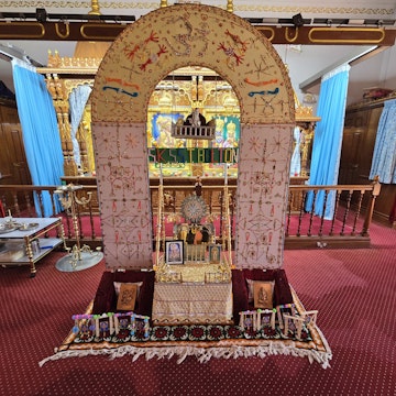 Bolton Temple Murti Darshan