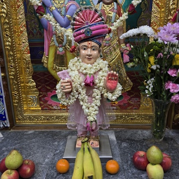 Bolton Temple Murti Darshan