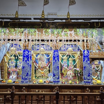 Bolton Temple Murti Darshan