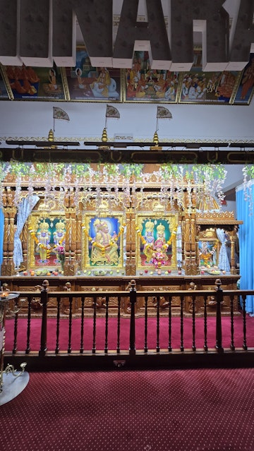Bolton Temple Murti Darshan