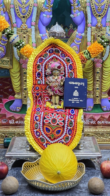 Bolton Temple Murti Darshan