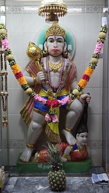Bolton Temple Murti Darshan
