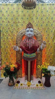 Cardiff Temple Murti Darshan