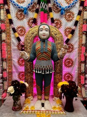 Cardiff Temple Murti Darshan