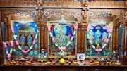 Cardiff Temple Murti Darshan