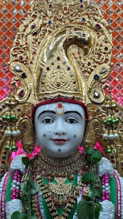 Cardiff Temple Murti Darshan
