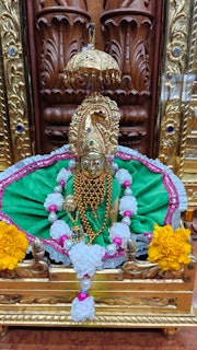 Cardiff Temple Murti Darshan
