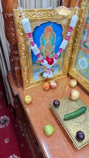 Cardiff Temple Murti Darshan