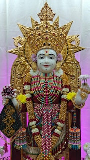 Cardiff Temple Murti Darshan