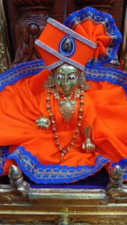 Cardiff Temple Murti Darshan