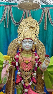 Cardiff Temple Murti Darshan