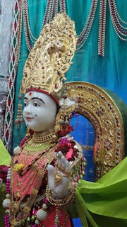 Cardiff Temple Murti Darshan