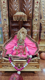Cardiff Temple Murti Darshan
