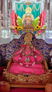 Cardiff Temple Murti Darshan