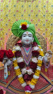 Cardiff Temple Murti Darshan