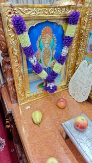 Cardiff Temple Murti Darshan