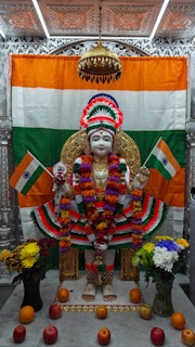 Cardiff Temple Murti Darshan