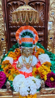 Cardiff Temple Murti Darshan