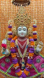 Cardiff Temple Murti Darshan