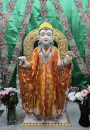 Cardiff Temple Murti Darshan