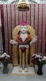Cardiff Temple Murti Darshan