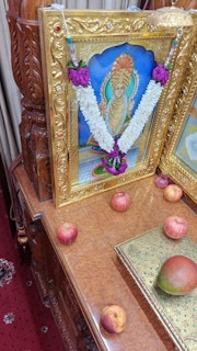 Cardiff Temple Murti Darshan