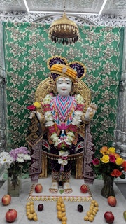 Cardiff Temple Murti Darshan