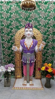 Cardiff Temple Murti Darshan