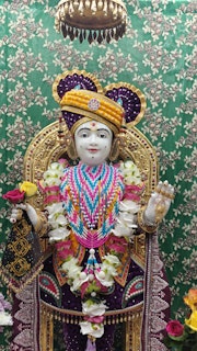 Cardiff Temple Murti Darshan